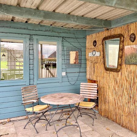 Artistiek Vakantiehuisje Гюлст Екстер'єр фото